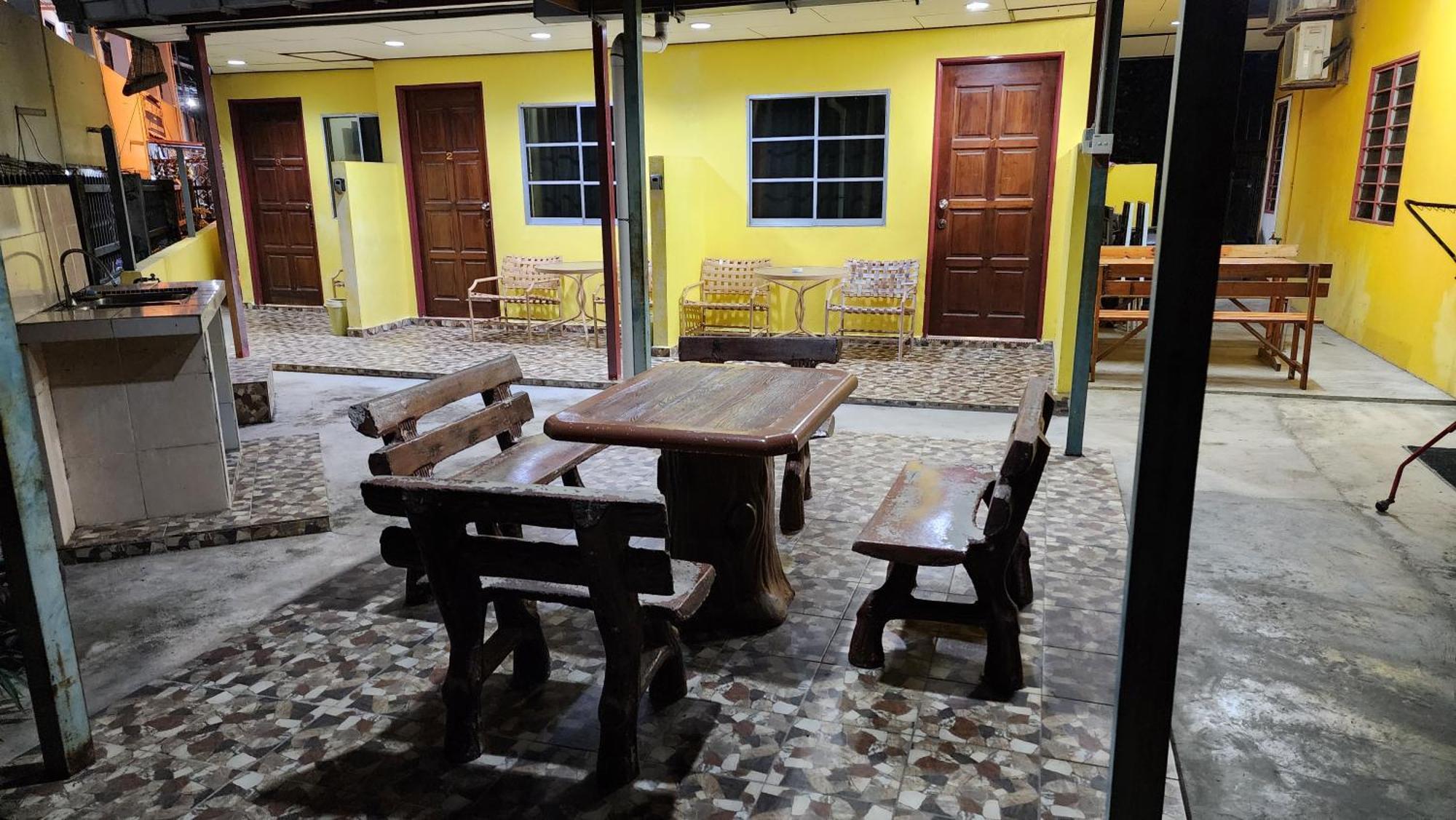 بانتايْ تْشينانغ Lagenda Resthouse Cenang Beach المظهر الخارجي الصورة